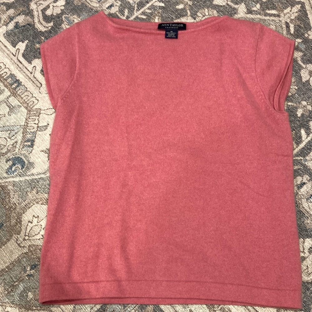 100% Cashmere Ann Taylor Pink Cap Sleeveless Sweater size medium